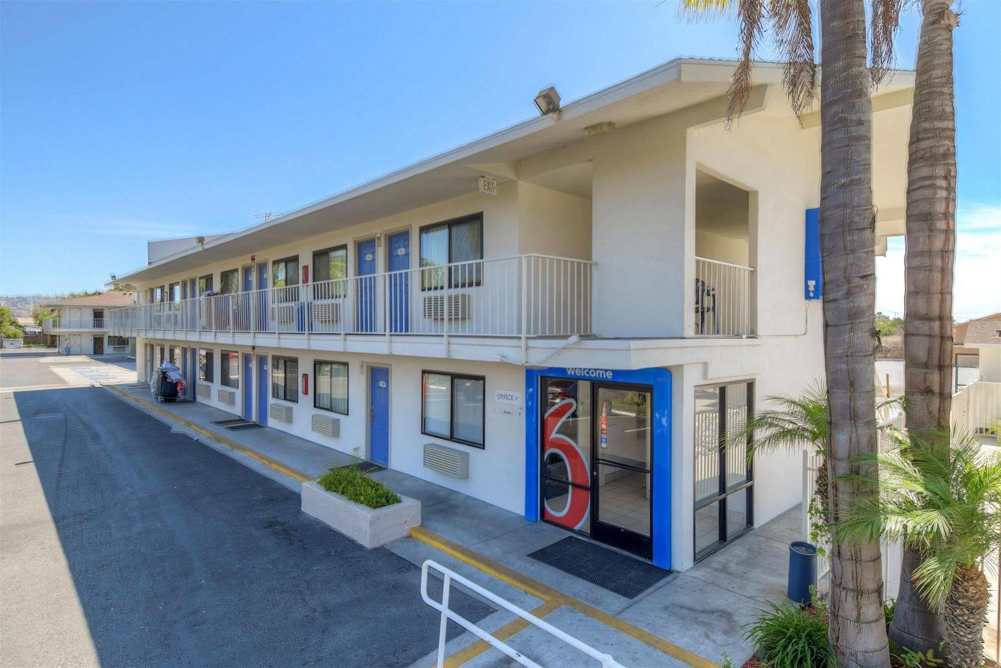 Motel 6-San Ysidro, Ca - San Diego - Border Екстериор снимка